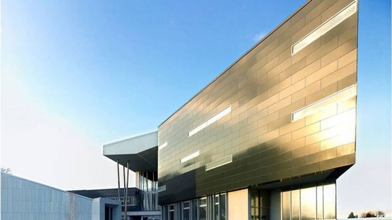 Facade rainscreen white special shaped hyperbolic hotel wall cladding flat seam enameled custom modeling aluminum